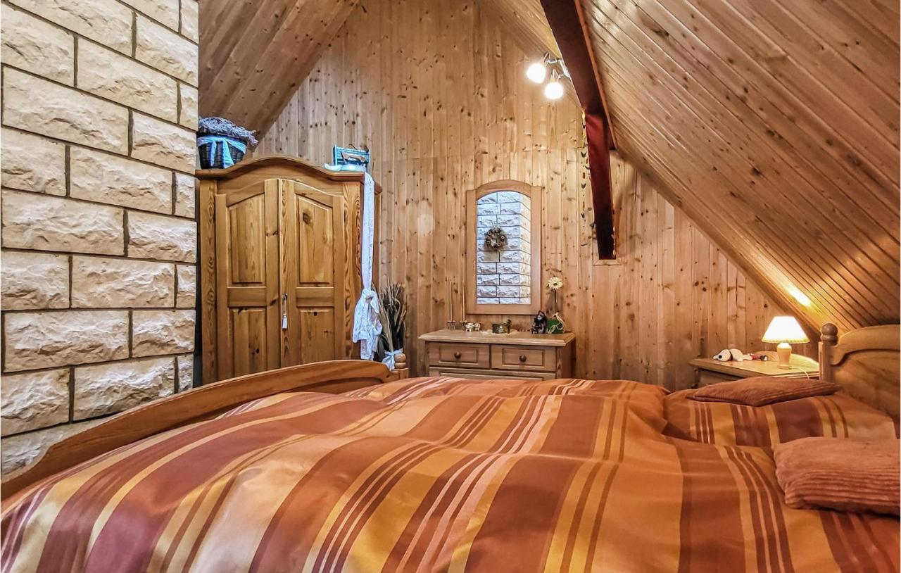 3 Bedroom Stunning Home In Єна Екстер'єр фото