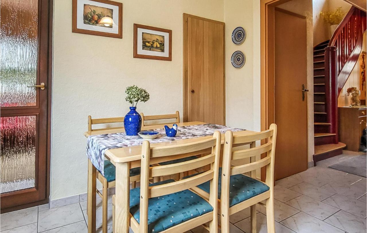 3 Bedroom Stunning Home In Єна Екстер'єр фото